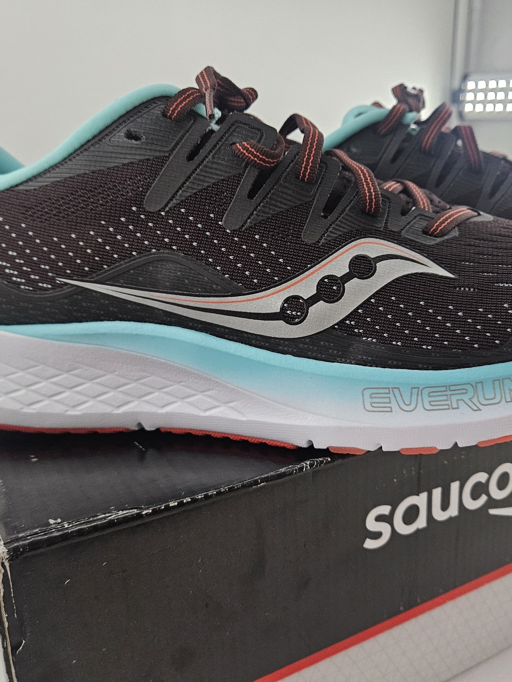 Saucony Ride ISO 2 Women's Size 11 Running Shoes S10514-45 Aqua Brown/Coral